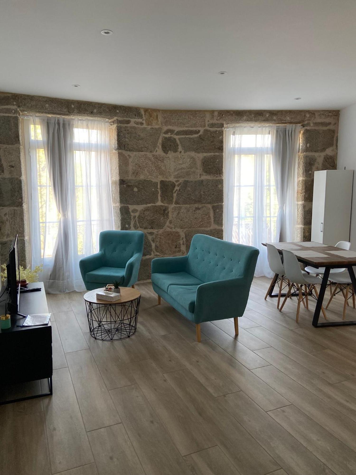 Reginita Apartamentos Arbo المظهر الخارجي الصورة
